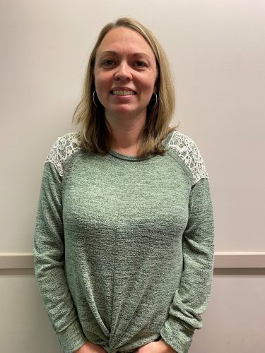 kari-edwards-office-manager-min Kari